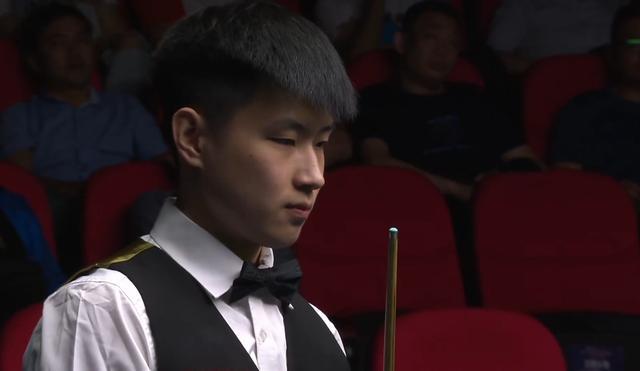 容担任队长 容担任队长