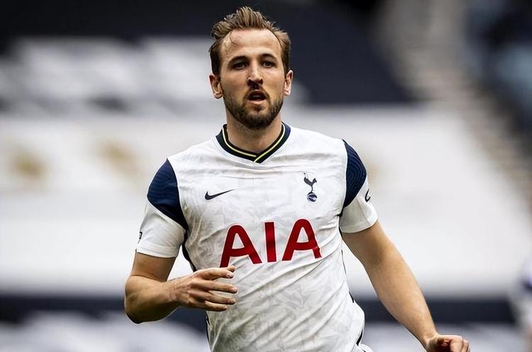 东西部巨星对轰！字母哥29+10迎战爱德华兹，雄鹿主场能否复仇森林狼？