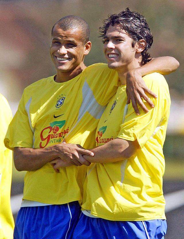 快船111-123尼克斯4坏消息！伦纳德崴脚，祖巴茨副作用，替补辣眼